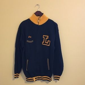 LRG men’s sweater